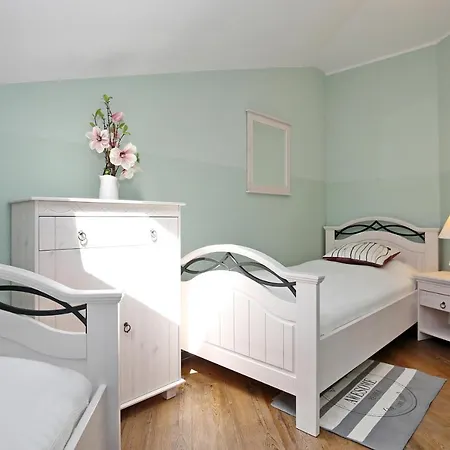 Apartment Hanse 320 Kuehlungsborn